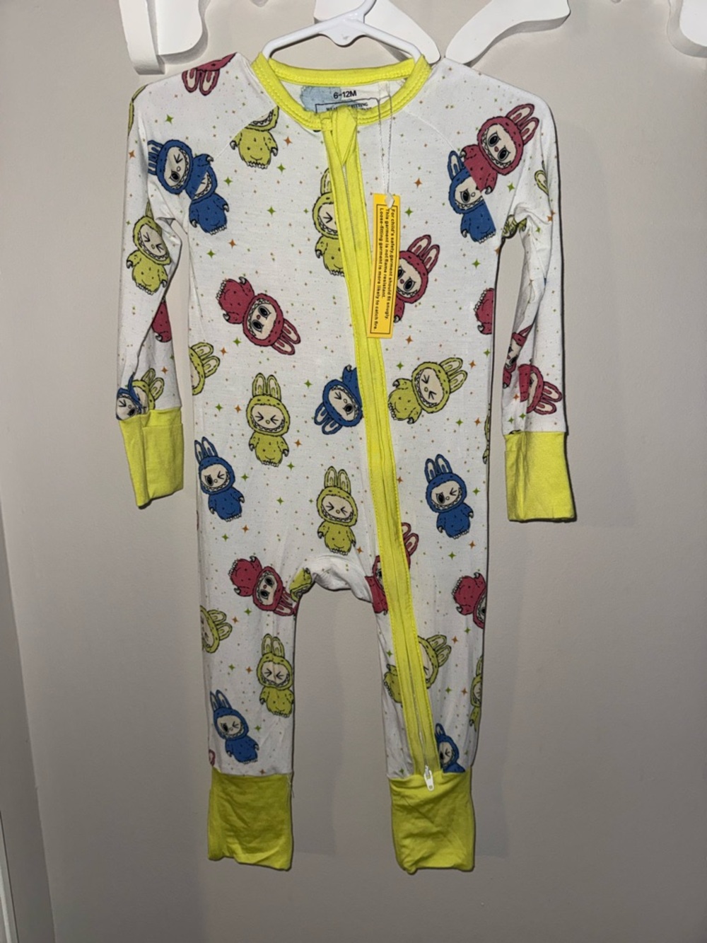 nwt labubu bamboo zippy